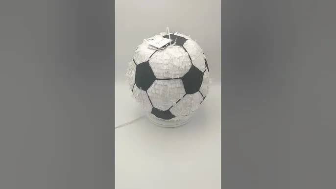 Jak zrobić piniatę piłkę - prosty sposób na kreatywną zabawę dla dzieci